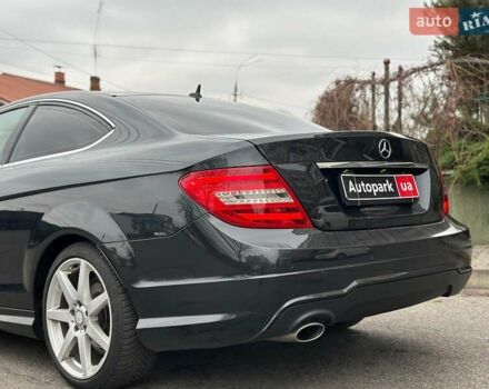 Сірий Мерседес Ц-Клас, об'ємом двигуна 1.6 л та пробігом 231 тис. км за 12990 $, фото 10 на Automoto.ua