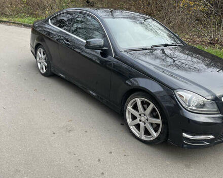 Серый Мерседес Ц-Класс, объемом двигателя 1.6 л и пробегом 231 тыс. км за 12800 $, фото 3 на Automoto.ua