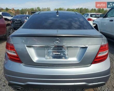 Сірий Мерседес Ц-Клас, об'ємом двигуна 1.8 л та пробігом 111 тис. км за 2000 $, фото 2 на Automoto.ua