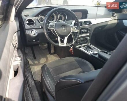 Сірий Мерседес Ц-Клас, об'ємом двигуна 1.8 л та пробігом 111 тис. км за 2000 $, фото 7 на Automoto.ua
