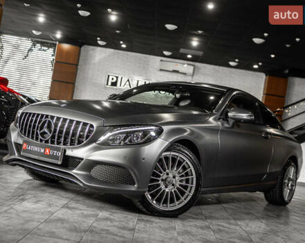 Сірий Мерседес Ц-Клас, об'ємом двигуна 2.2 л та пробігом 116 тис. км за 25900 $, фото 49 на Automoto.ua