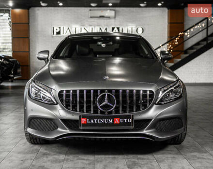 Сірий Мерседес Ц-Клас, об'ємом двигуна 2.2 л та пробігом 116 тис. км за 25900 $, фото 1 на Automoto.ua