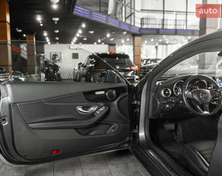 Сірий Мерседес Ц-Клас, об'ємом двигуна 2.2 л та пробігом 116 тис. км за 25900 $, фото 16 на Automoto.ua