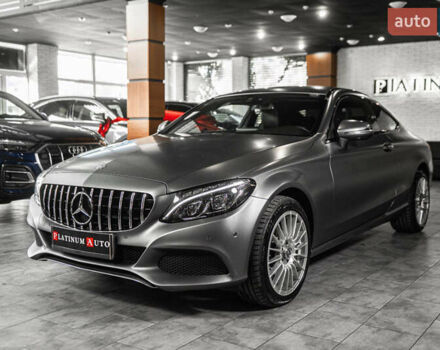 Сірий Мерседес Ц-Клас, об'ємом двигуна 2.2 л та пробігом 116 тис. км за 25900 $, фото 2 на Automoto.ua