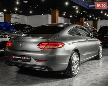 Сірий Мерседес Ц-Клас, об'ємом двигуна 2.2 л та пробігом 116 тис. км за 25900 $, фото 9 на Automoto.ua