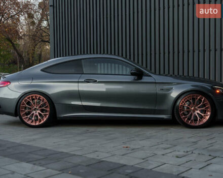 Сірий Мерседес Ц-Клас, об'ємом двигуна 3.98 л та пробігом 57 тис. км за 70500 $, фото 3 на Automoto.ua