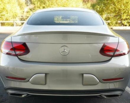 Серый Мерседес Ц-Класс, объемом двигателя 2 л и пробегом 48 тыс. км за 16900 $, фото 4 на Automoto.ua