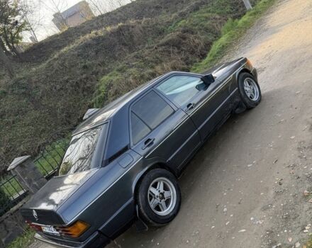 Сірий Мерседес Ц-Клас, об'ємом двигуна 1.8 л та пробігом 360 тис. км за 799 $, фото 8 на Automoto.ua