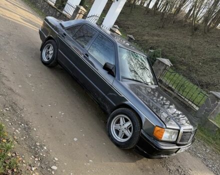 Сірий Мерседес Ц-Клас, об'ємом двигуна 1.8 л та пробігом 360 тис. км за 799 $, фото 1 на Automoto.ua