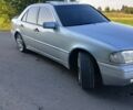 Серый Мерседес Ц-Класс, объемом двигателя 1.8 л и пробегом 220 тыс. км за 3000 $, фото 1 на Automoto.ua