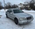 Сірий Мерседес Ц-Клас, об'ємом двигуна 1.8 л та пробігом 400 тис. км за 2500 $, фото 1 на Automoto.ua