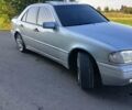 Серый Мерседес Ц-Класс, объемом двигателя 1.8 л и пробегом 220 тыс. км за 3000 $, фото 1 на Automoto.ua