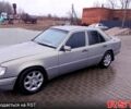 Сірий Мерседес Ц-Клас, об'ємом двигуна 3 л та пробігом 346 тис. км за 2800 $, фото 1 на Automoto.ua