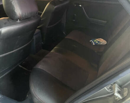 Серый Мерседес Ц-Класс, объемом двигателя 1.8 л и пробегом 400 тыс. км за 2100 $, фото 18 на Automoto.ua