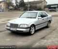 Сірий Мерседес Ц-Клас, об'ємом двигуна 2.2 л та пробігом 300 тис. км за 1999 $, фото 1 на Automoto.ua