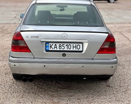 Мерседес Ц-Класс 1995 в Киеве на Automoto.ua Серый Мерседес Ц-Класс, объемом двигателя 2.8 л и пробегом 421 тыс. км за 2900 $, фото 4 на Automoto.ua