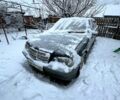 Серый Мерседес Ц-Класс, объемом двигателя 2 л и пробегом 250 тыс. км за 700 $, фото 1 на Automoto.ua