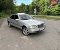 Сірий Мерседес Ц-Клас, об'ємом двигуна 1.8 л та пробігом 485 тис. км за 3000 $, фото 1 на Automoto.ua