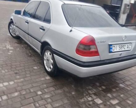 Серый Мерседес Ц-Класс, объемом двигателя 1.8 л и пробегом 590 тыс. км за 1450 $, фото 8 на Automoto.ua