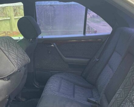 Сірий Мерседес Ц-Клас, об'ємом двигуна 1.8 л та пробігом 3 тис. км за 800 $, фото 1 на Automoto.ua