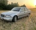 Сірий Мерседес Ц-Клас, об'ємом двигуна 1.8 л та пробігом 400 тис. км за 1806 $, фото 1 на Automoto.ua