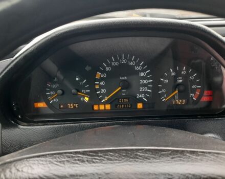 Сірий Мерседес Ц-Клас, об'ємом двигуна 0 л та пробігом 268 тис. км за 1999 $, фото 5 на Automoto.ua