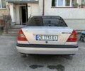 Сірий Мерседес Ц-Клас, об'ємом двигуна 1.8 л та пробігом 110 тис. км за 1500 $, фото 1 на Automoto.ua
