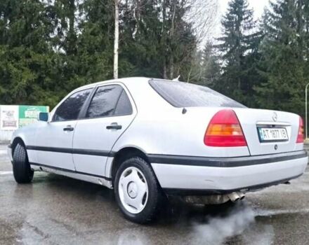 Мерседес Ц-Клас 1996 у Івано-Франківську на Automoto.ua Сірий Мерседес Ц-Клас, об'ємом двигуна 1.8 л та пробігом 300 тис. км за 2300 $, фото 5 на Automoto.ua