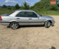Мерседес Ц-Класс 1996 в Долине на Automoto.ua Серый Мерседес Ц-Класс, объемом двигателя 1.8 л и пробегом 237 тыс. км за 2000 $, фото 1 на Automoto.ua