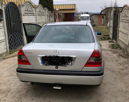 Серый Мерседес Ц-Класс, объемом двигателя 1.8 л и пробегом 428 тыс. км за 2500 $, фото 8 на Automoto.ua