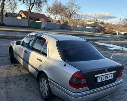 Сірий Мерседес Ц-Клас, об'ємом двигуна 2.2 л та пробігом 360 тис. км за 2500 $, фото 9 на Automoto.ua