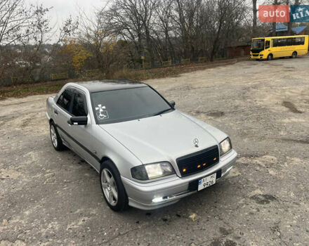 Серый Мерседес Ц-Класс, объемом двигателя 1.8 л и пробегом 296 тыс. км за 3500 $, фото 23 на Automoto.ua