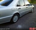Серый Мерседес Ц-Класс, объемом двигателя 2 л и пробегом 346 тыс. км за 3200 $, фото 4 на Automoto.ua