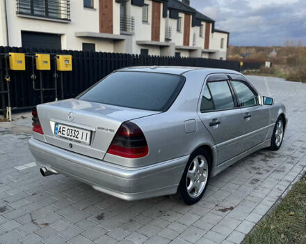 Сірий Мерседес Ц-Клас, об'ємом двигуна 2.8 л та пробігом 279 тис. км за 1999 $, фото 7 на Automoto.ua