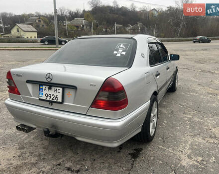 Серый Мерседес Ц-Класс, объемом двигателя 1.8 л и пробегом 296 тыс. км за 3500 $, фото 15 на Automoto.ua