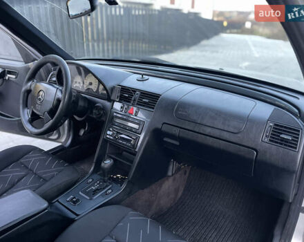 Сірий Мерседес Ц-Клас, об'ємом двигуна 2.8 л та пробігом 279 тис. км за 1999 $, фото 34 на Automoto.ua