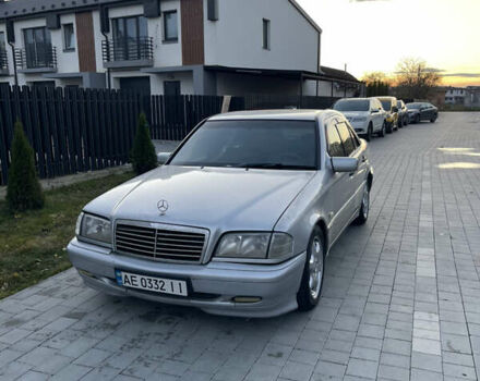 Сірий Мерседес Ц-Клас, об'ємом двигуна 2.8 л та пробігом 279 тис. км за 1999 $, фото 1 на Automoto.ua