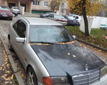Сірий Мерседес Ц-Клас, об'ємом двигуна 2.8 л та пробігом 460 тис. км за 2350 $, фото 1 на Automoto.ua