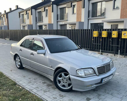 Сірий Мерседес Ц-Клас, об'ємом двигуна 2.8 л та пробігом 279 тис. км за 1999 $, фото 17 на Automoto.ua