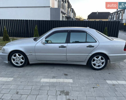 Сірий Мерседес Ц-Клас, об'ємом двигуна 2.8 л та пробігом 279 тис. км за 1999 $, фото 9 на Automoto.ua