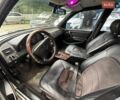 Серый Мерседес Ц-Класс, объемом двигателя 2 л и пробегом 330 тыс. км за 3500 $, фото 12 на Automoto.ua