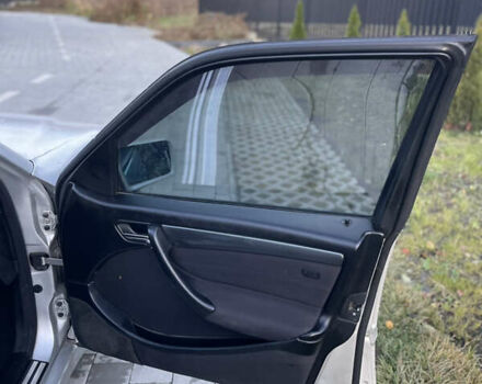 Сірий Мерседес Ц-Клас, об'ємом двигуна 2.8 л та пробігом 279 тис. км за 1999 $, фото 32 на Automoto.ua