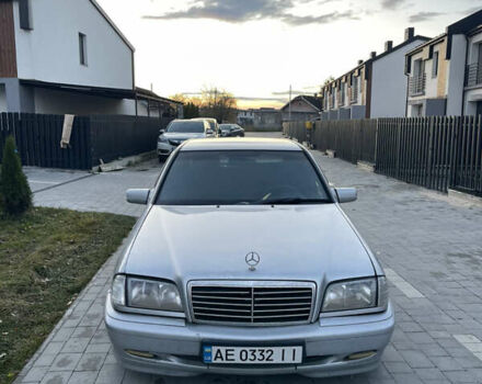 Сірий Мерседес Ц-Клас, об'ємом двигуна 2.8 л та пробігом 279 тис. км за 1999 $, фото 3 на Automoto.ua