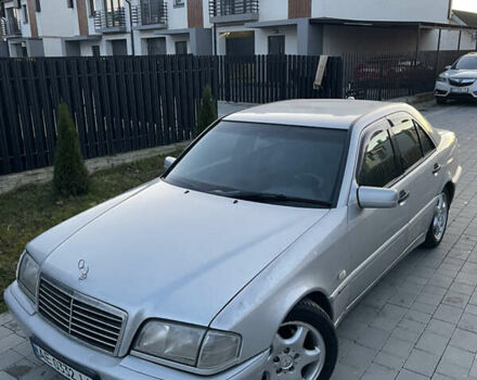 Сірий Мерседес Ц-Клас, об'ємом двигуна 2.8 л та пробігом 279 тис. км за 1999 $, фото 15 на Automoto.ua