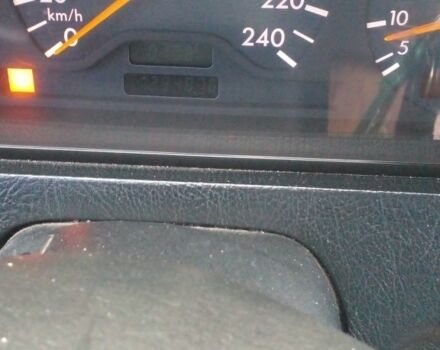 Серый Мерседес Ц-Класс, объемом двигателя 1.8 л и пробегом 3 тыс. км за 3000 $, фото 5 на Automoto.ua