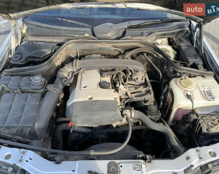 Серый Мерседес Ц-Класс, объемом двигателя 2 л и пробегом 187 тыс. км за 2900 $, фото 20 на Automoto.ua