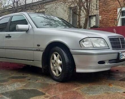 Серый Мерседес Ц-Класс, объемом двигателя 1.8 л и пробегом 50 тыс. км за 3550 $, фото 2 на Automoto.ua