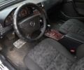 Сірий Мерседес Ц-Клас, об'ємом двигуна 2.15 л та пробігом 297 тис. км за 3800 $, фото 16 на Automoto.ua