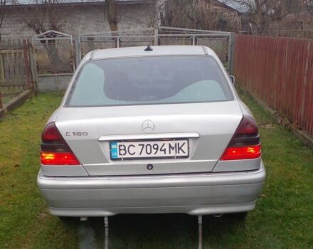 Серый Мерседес Ц-Класс, объемом двигателя 1.8 л и пробегом 3 тыс. км за 3000 $, фото 2 на Automoto.ua