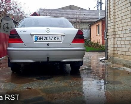 Серый Мерседес Ц-Класс, объемом двигателя 1.8 л и пробегом 5000 тыс. км за 3550 $, фото 5 на Automoto.ua